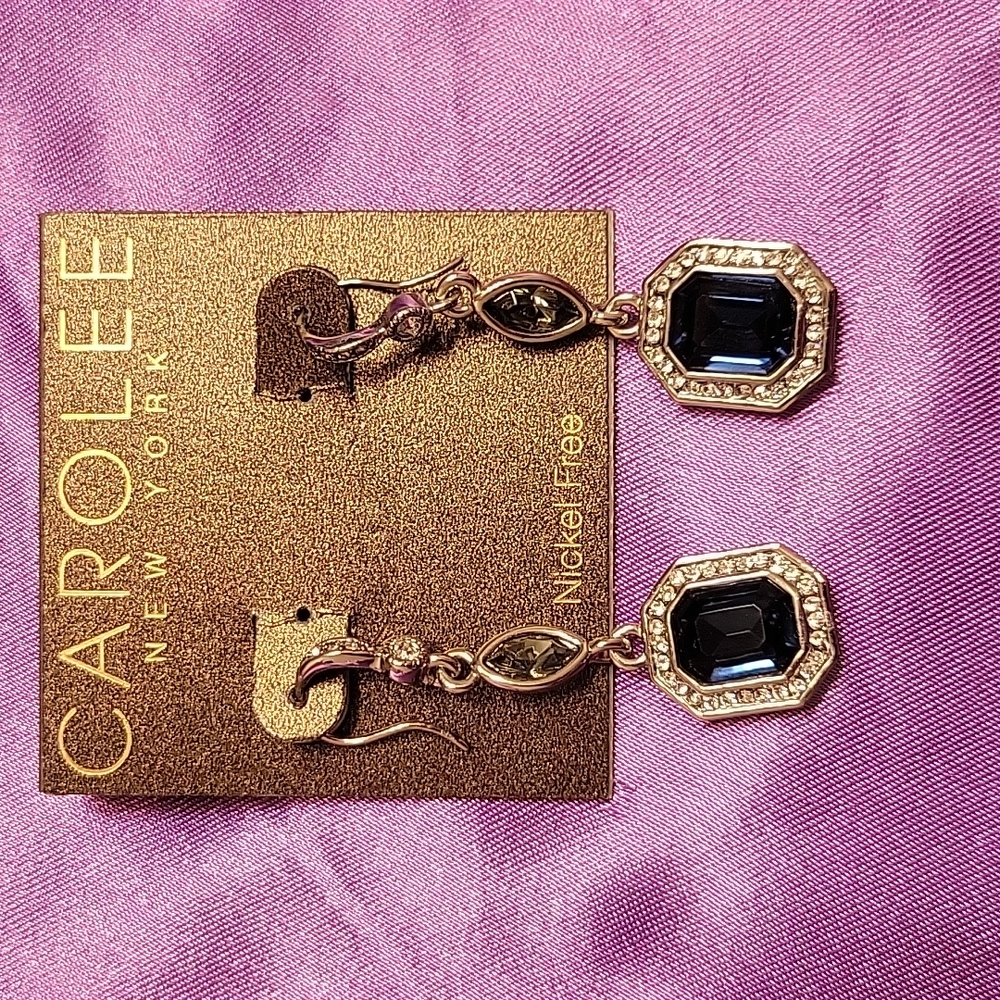 Carolee blue sapphire color drop earrings